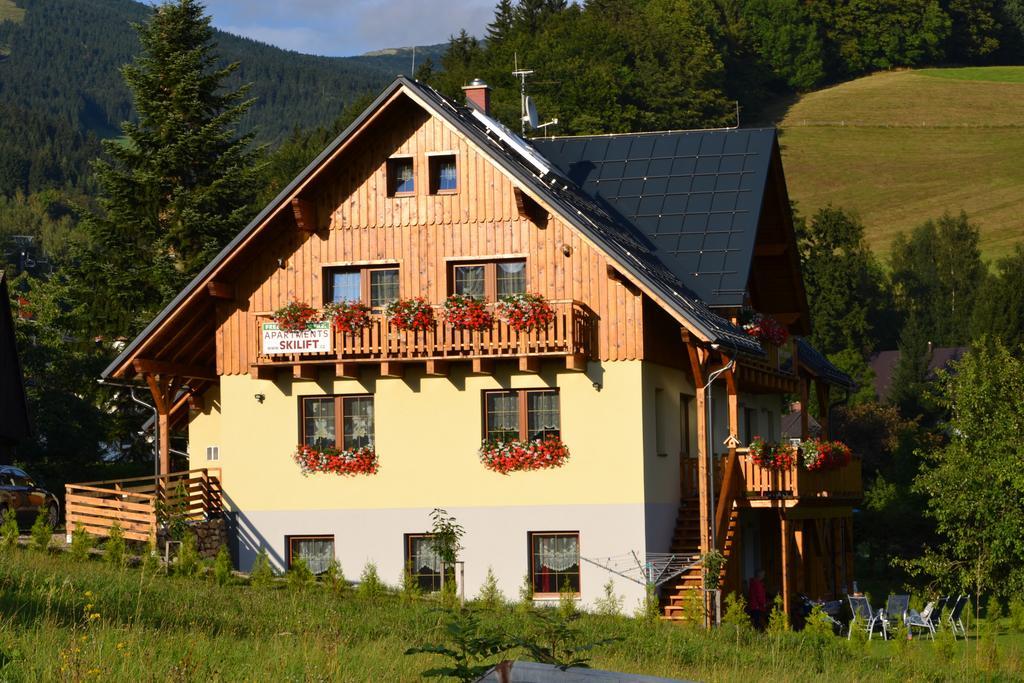 Apartmany Ski Lift Rokytnice nad Jizerou Bagian luar foto