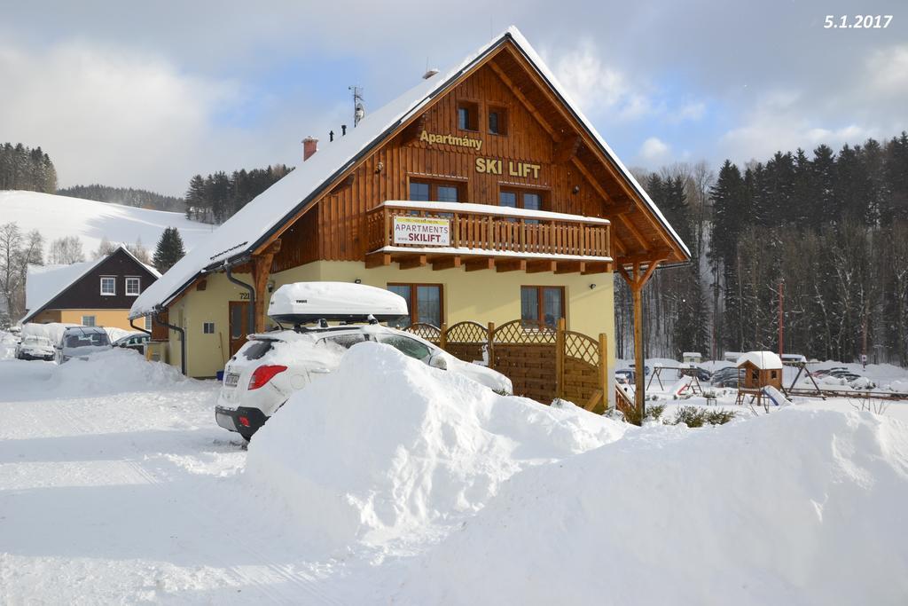 Apartmany Ski Lift Rokytnice nad Jizerou Bagian luar foto