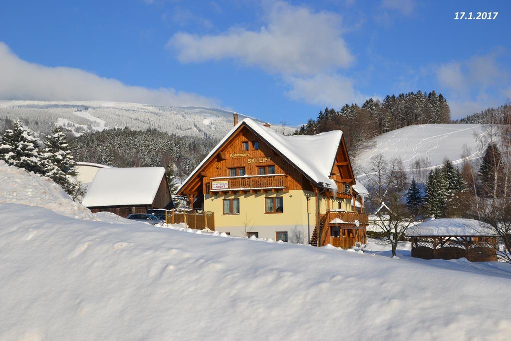 Apartmany Ski Lift Rokytnice nad Jizerou Bagian luar foto